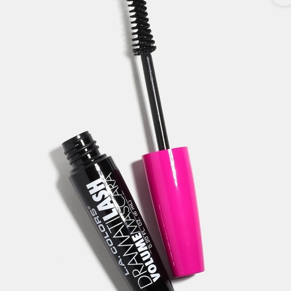 L.A. Colors Dramati Lash Volume Mascara